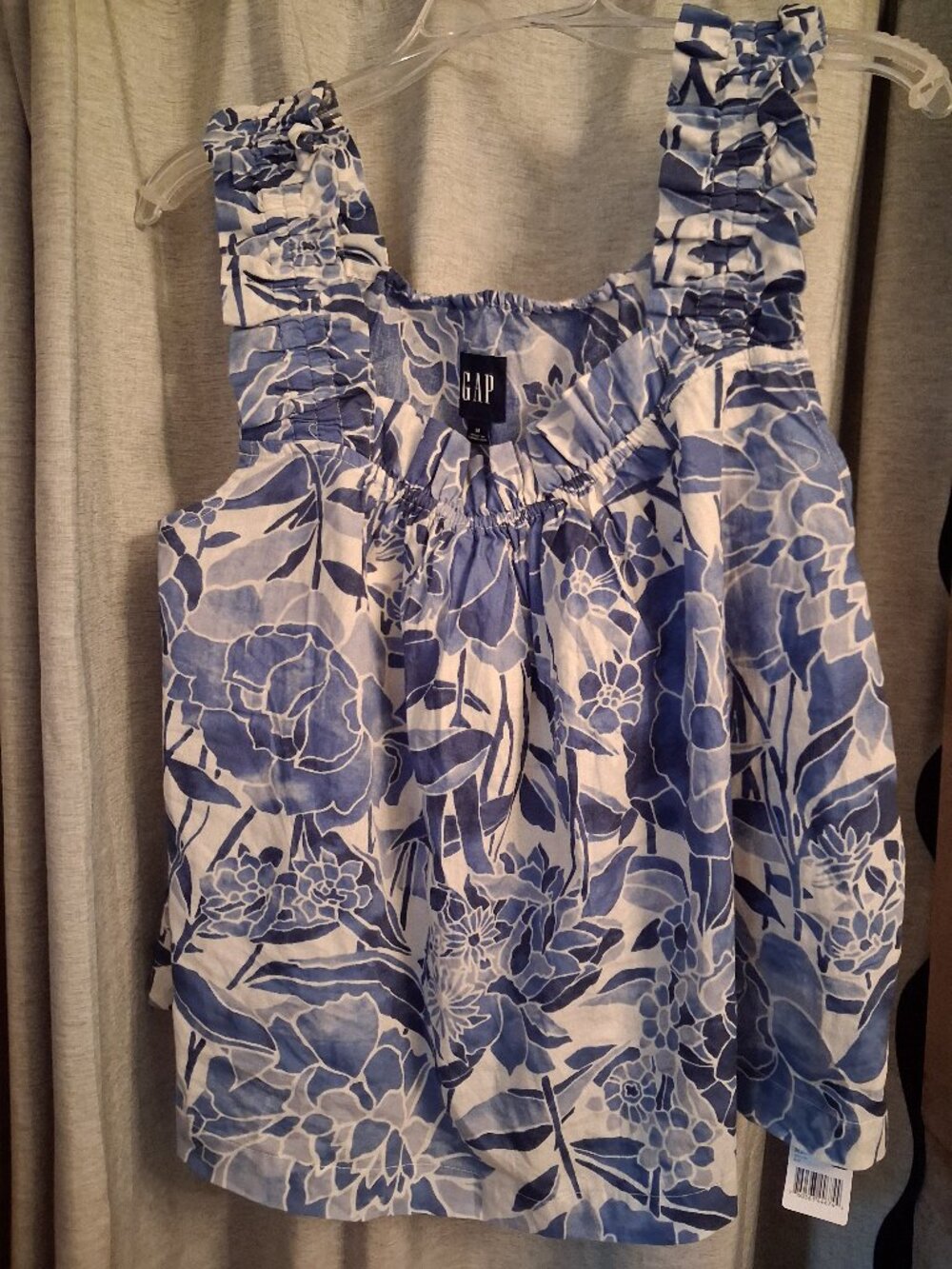 Gap tank top